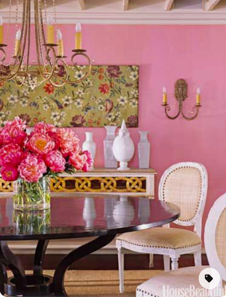 Pink wall dining room