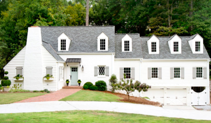 White exterior paint color Sherwin Williams Alabaster