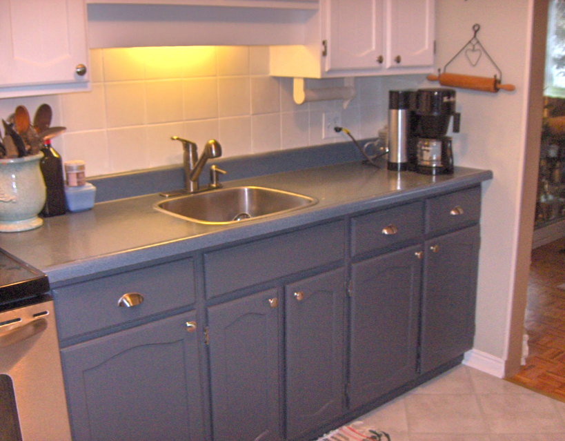 dark gray kitchen cabinets in pencil point