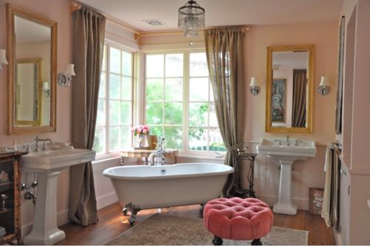 pink bathroom in pink ground by farrow and ball